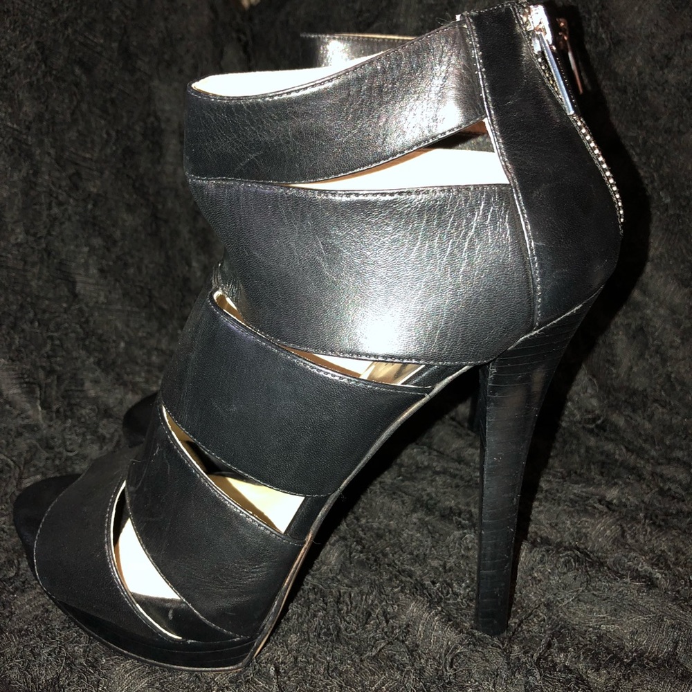 Michael Kors Heels, only ever tried on - size 10m - Picture 5 of 8